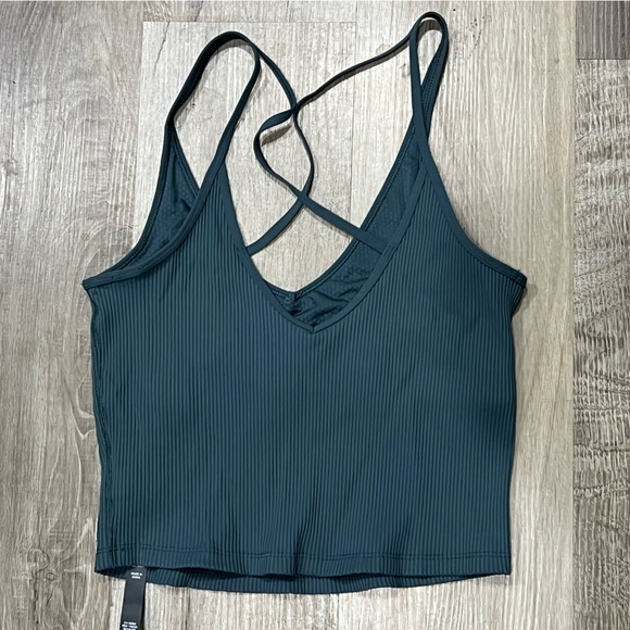 NEW Vuori Rib Crop Tank / Stone size Large - Picture 5 of 6